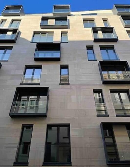 B104 - Liberty Bridge Lovely Home With Free Parking Budapest Esterno foto