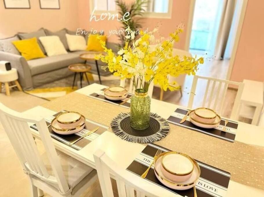 B104 - Liberty Bridge Lovely Home With Free Parking Budapest Esterno foto