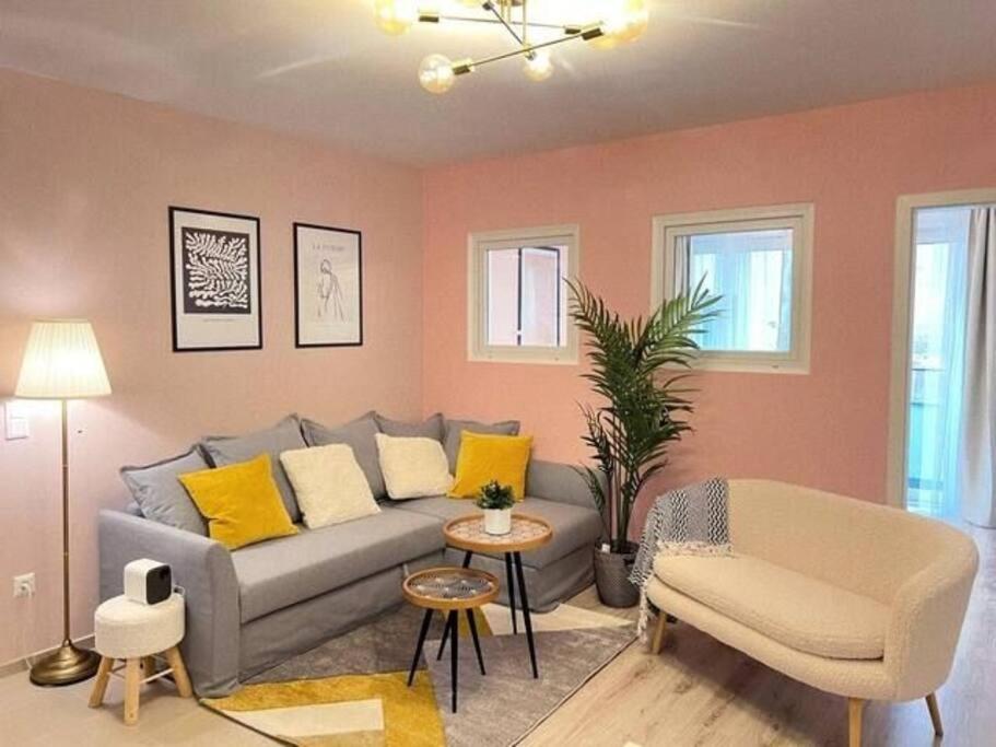 B104 - Liberty Bridge Lovely Home With Free Parking Budapest Esterno foto